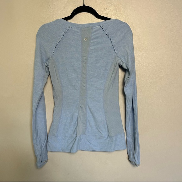 LULULEMON Full Tilt Ruffle Blue Long Sleeve Top Size 4 - Picture 2 of 3